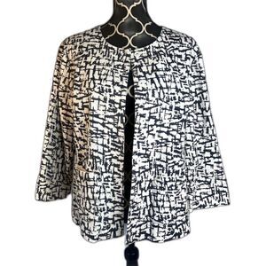 Chicos Black & White Bold Geometric Abstract Snap Front Jacket Blazer Sz 2/MD